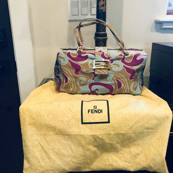 FENDI SATCHEL LARGE SWIRL FABRIC FANTASTIC PREOWNED CONDITION, BLUE DUSTBAG TOO - Picture 2 of 13